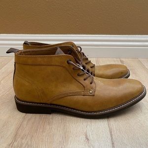 NWT Guess Brown Tan Boots Size 12